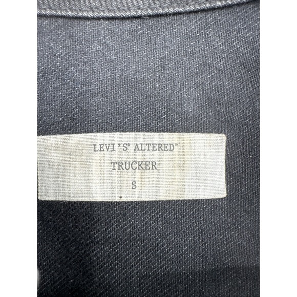 Levi's Denim Trucker Jacket Women‎ Small Black Denim Button Front Altered Design - Picture 5 of 13